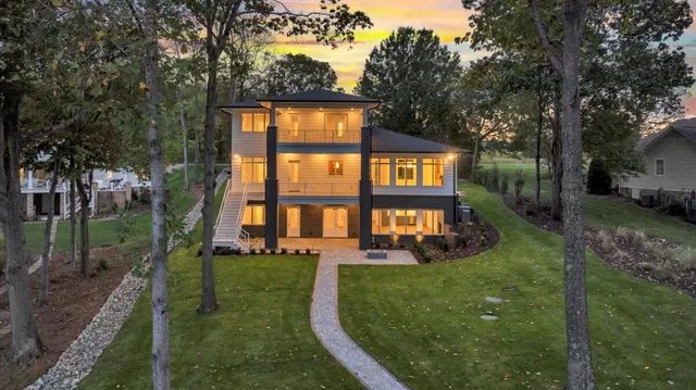 $3,650,000 | 2650 Waters Edge Drive, Penhook, VA 24137