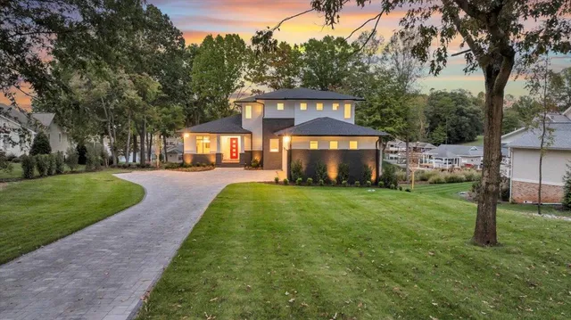$3,650,000 | 2650 Waters Edge Drive, Penhook, VA 24137