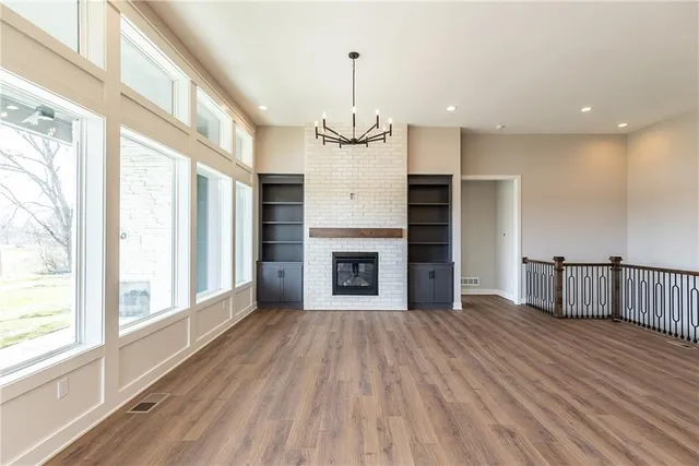 $886,017 | 18616 Ironwood Street, Overland Park, KS 66085