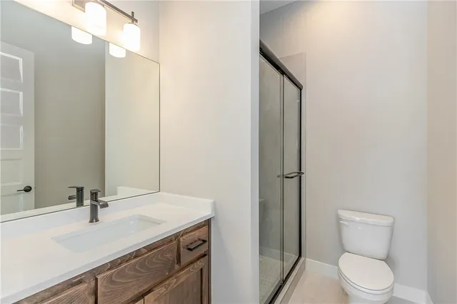 $886,017 | 18616 Ironwood Street, Overland Park, KS 66085