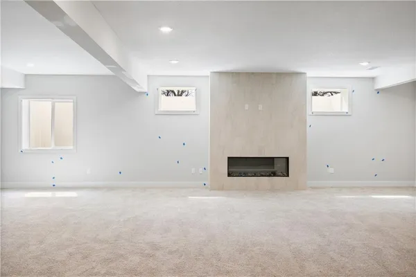 $901,862 | 18616 Ironwood Street, Overland Park, KS 66085