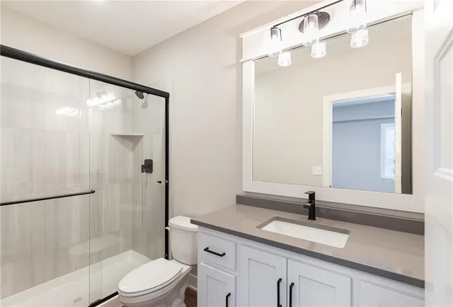 $886,017 | 18616 Ironwood Street, Overland Park, KS 66085