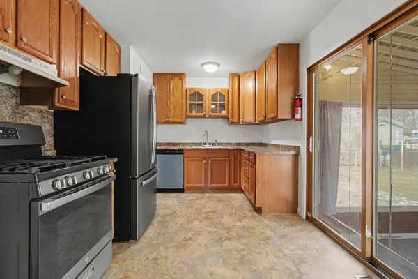 $1,950 | 2329 Brooktree Court, Ypsilanti, MI 48198