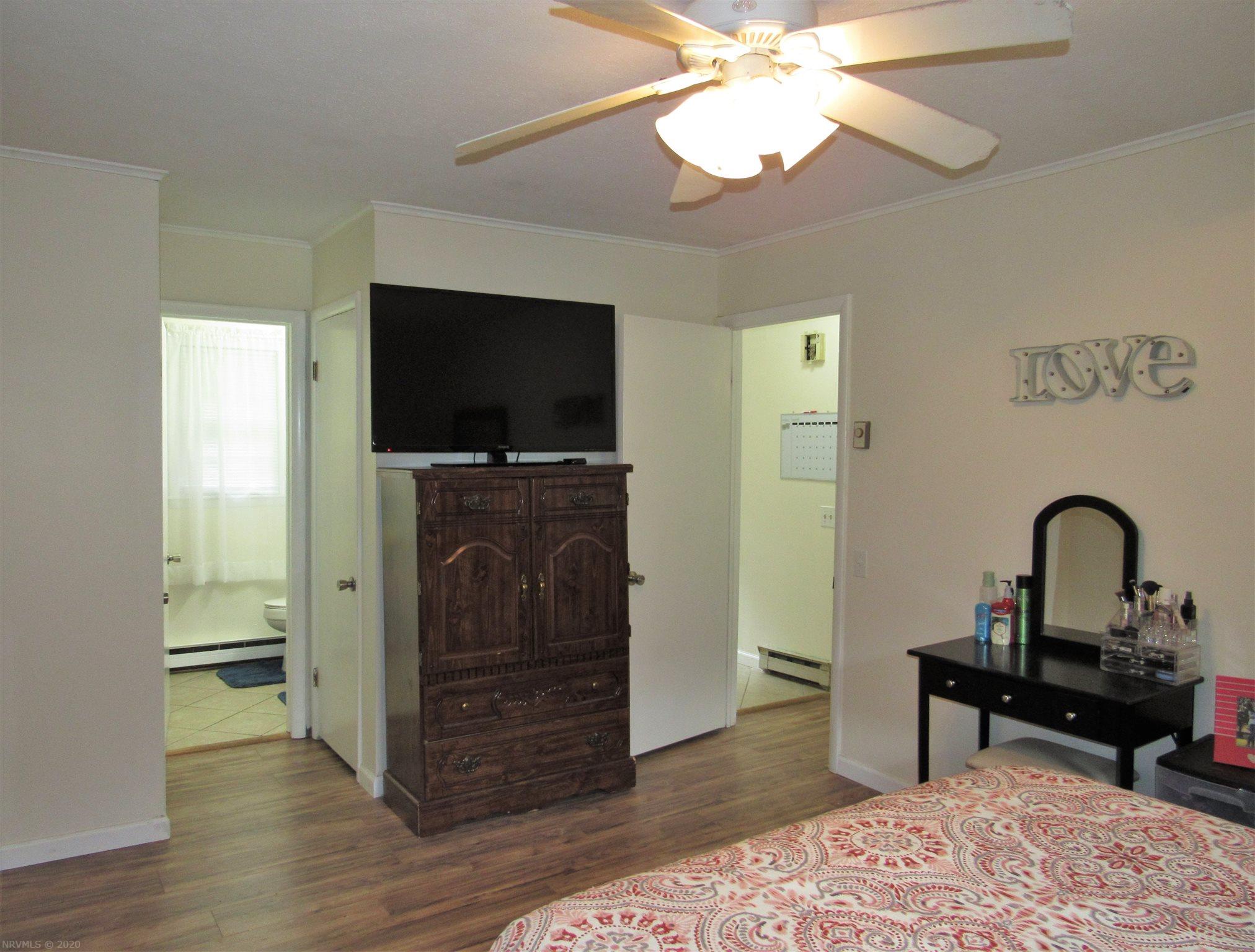 1501 Ridgeview Road Northwest Floyd, VA 24091 - Photo 20 of 46 Gallery Image 20