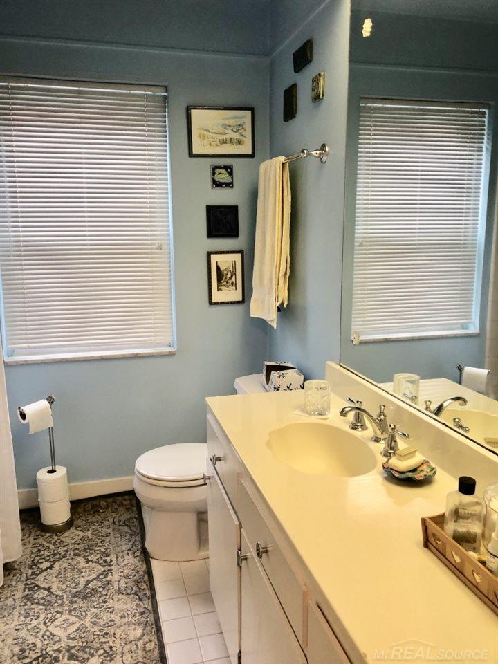 735 Harcourt Road Grosse Pointe, MI 48230 - Photo 11 of 11