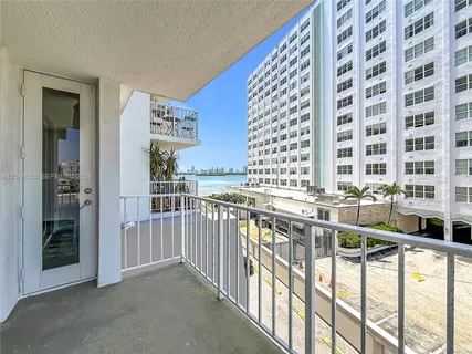 $285,000 | 1228 West Avenue, Unit 208, Miami Beach, FL 33139