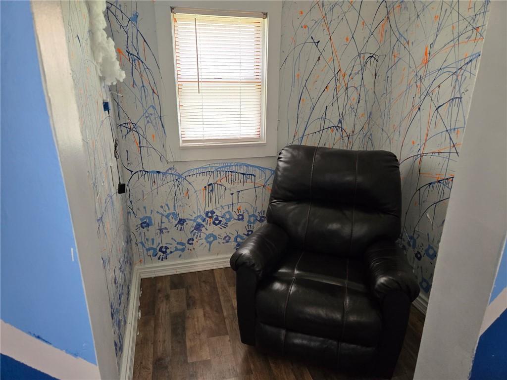 514 Penn High Park Road Jeannette, PA 15644 - Photo 17 of 30 a living room with furniture and a window
