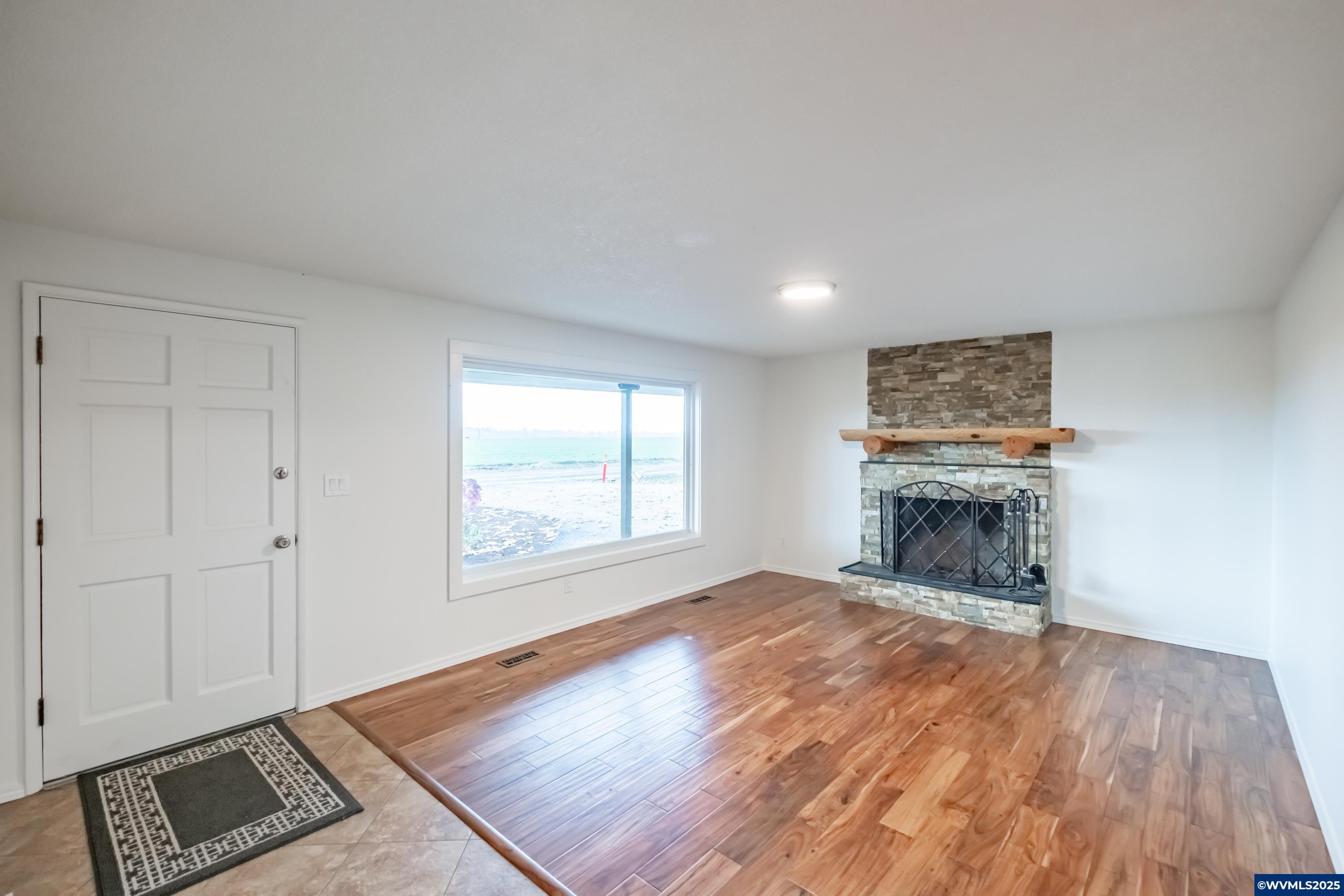 33745 McFarland Road Tangent, OR 97389 - Photo 7 of 33 Gallery Image 7