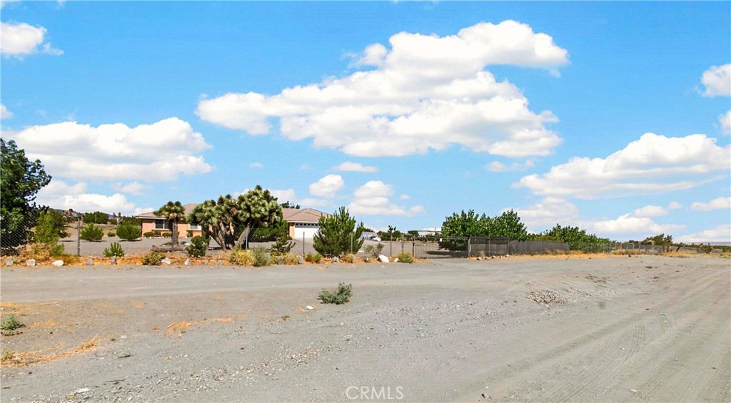 10624 Nugget Road Phelan, CA 92371 - Photo 62 of 70
