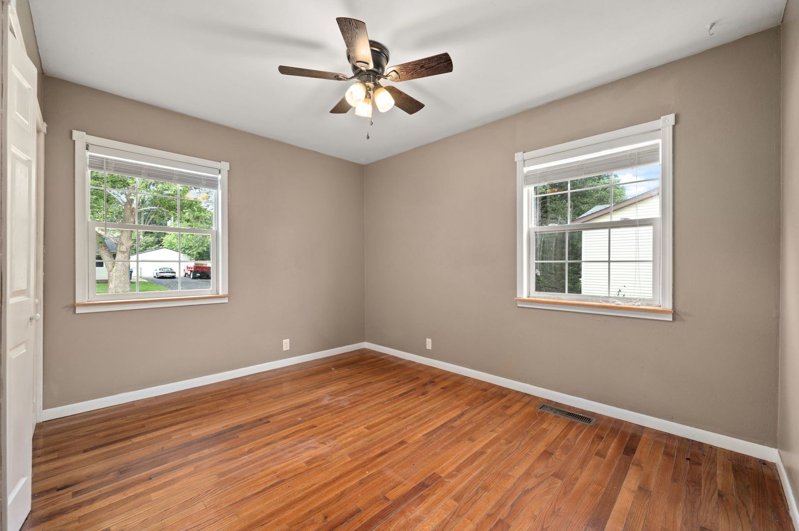 1419 East Dresser Road DeKalb, IL 60115 - Photo 8 of 21 Gallery Image 8