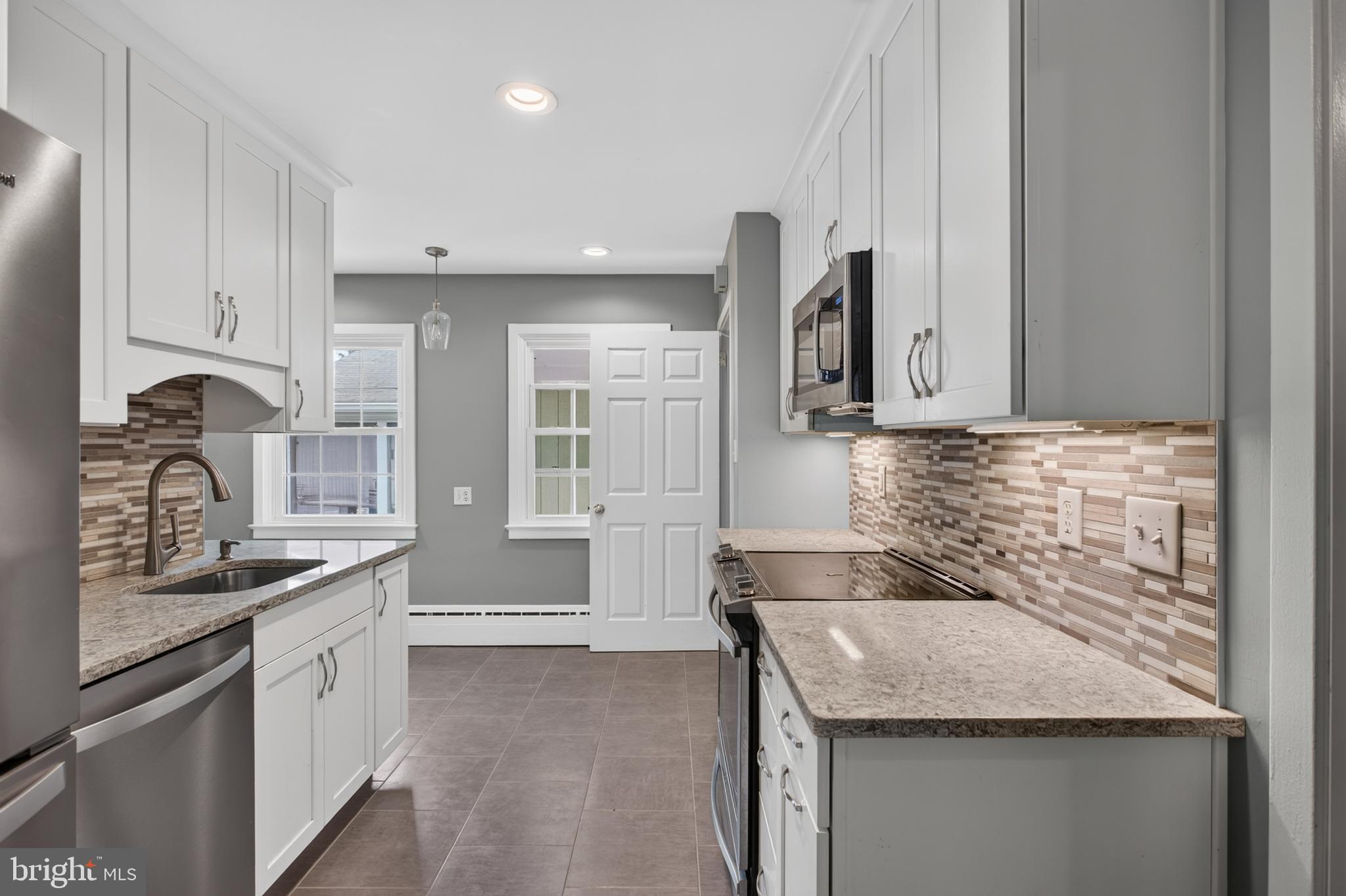 1306 Vanceright Circle Winchester, VA 22601 - Photo 6 of 51