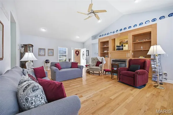 $445,000 | 5 Chariot Court, Glen Carbon, IL 62034
