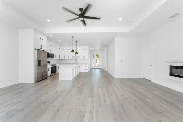 $399,900 | 27 Bunker Court, Rotonda West, FL 33947