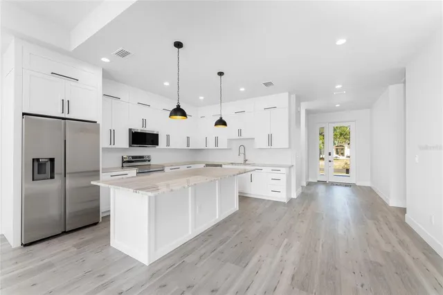 $399,900 | 27 Bunker Court, Rotonda West, FL 33947