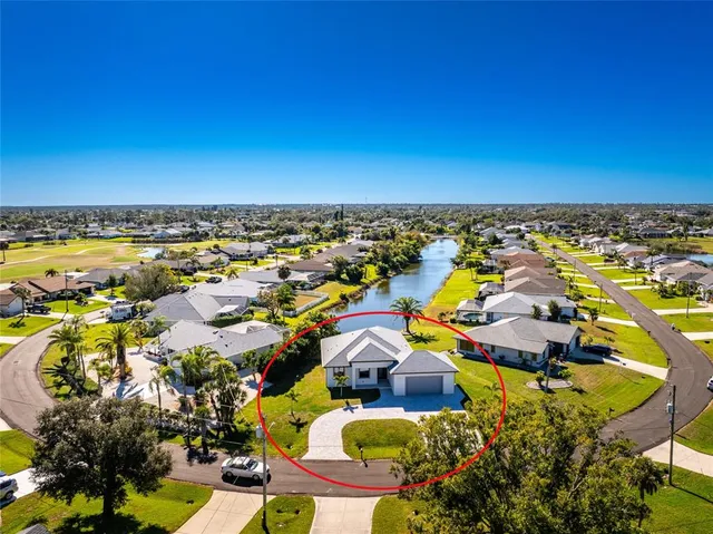 $399,900 | 27 Bunker Court, Rotonda West, FL 33947