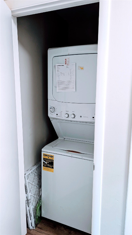 Undisclosed Address Raleigh, NC 27604 - Photo 11 of 32 a close up of a washer and dryer