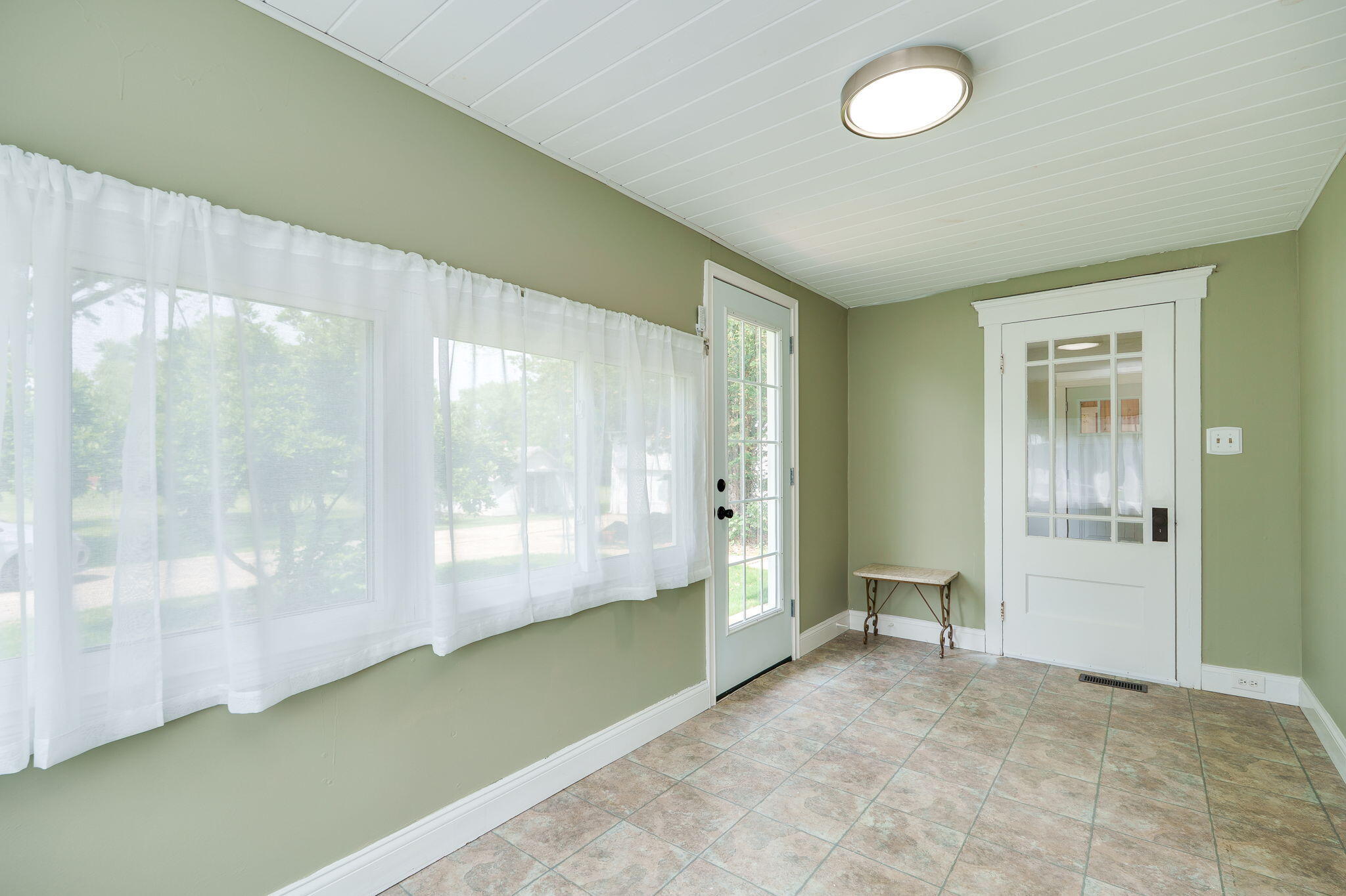 4742 Peacock Road Springfield, OH 45502 - Photo 14 of 70