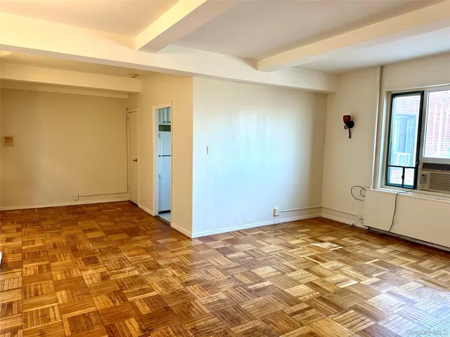$385,000 | 20 Metropolitan Ovl, Unit 11A | Parkchester