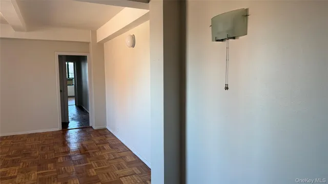 $385,000 | 20 Metropolitan Ovl, Unit 11A | Parkchester