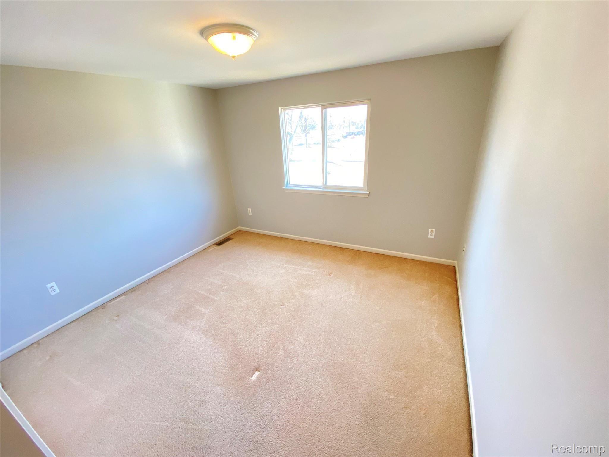 1703 Milverton Road Troy, MI 48083 - Photo 34 of 46 Bedroom 3