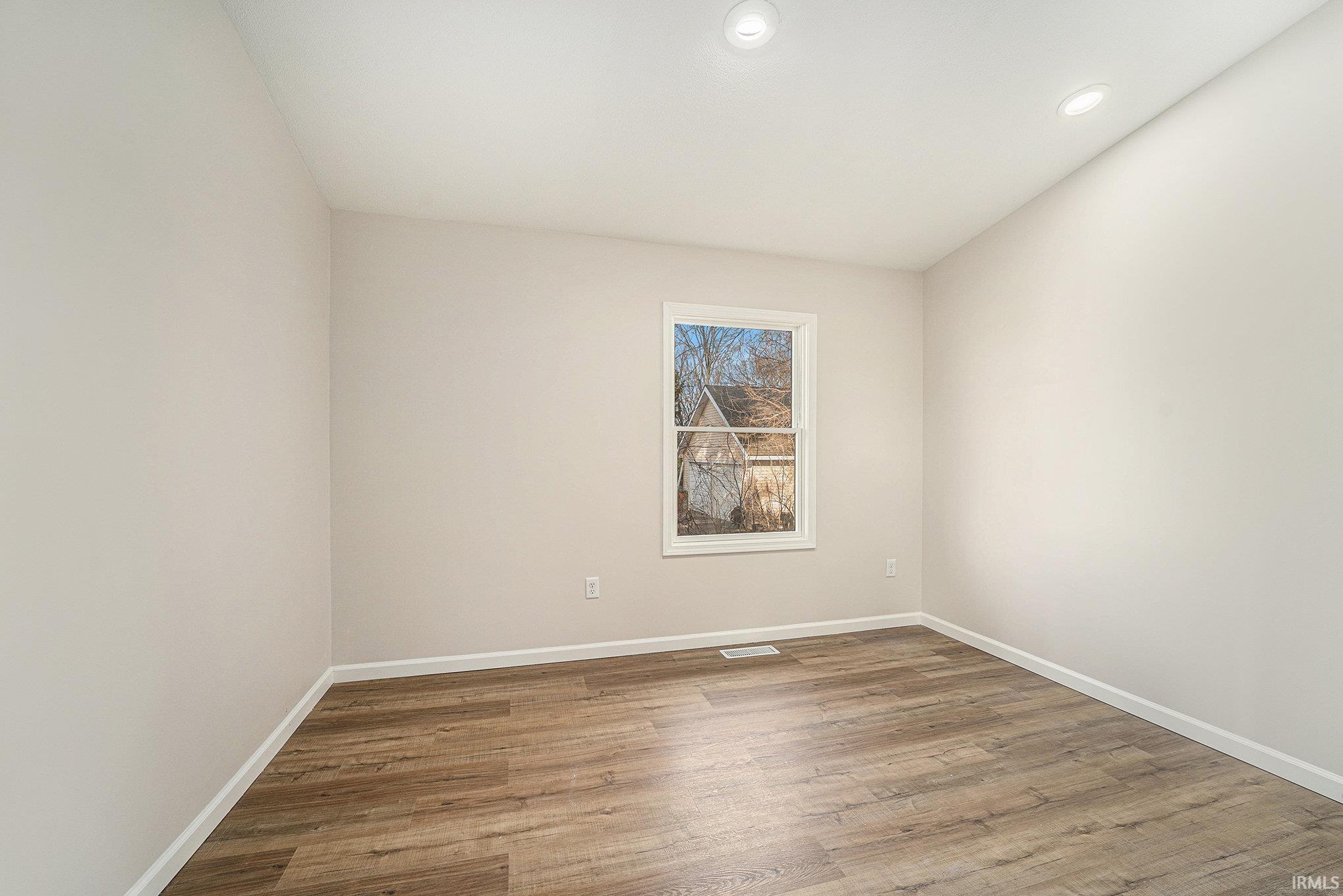 59768 Dogwood Road Mishawaka, IN 46544 - Photo 13 of 35 Gallery Image 13