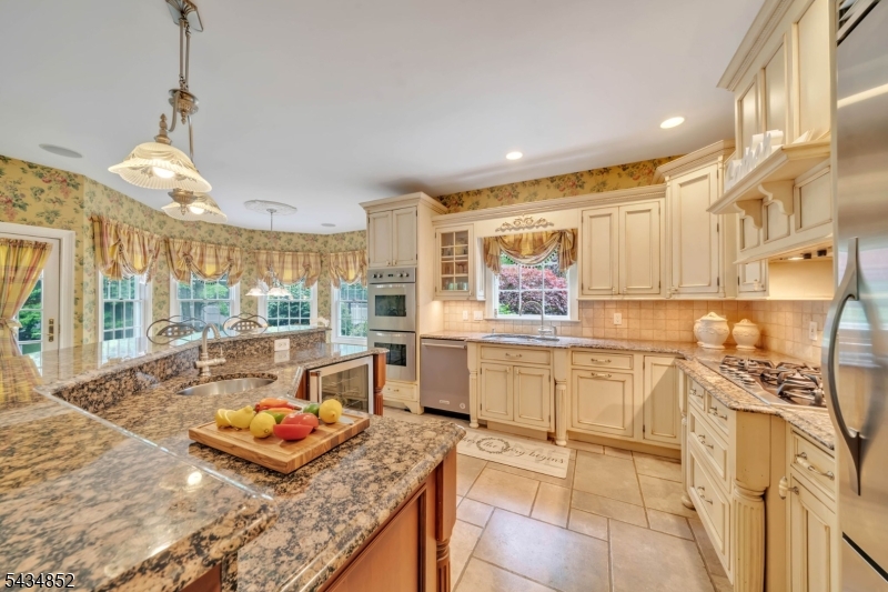 6 Princess Court Oak Ridge, NJ 07438 - Photo 11 of 50