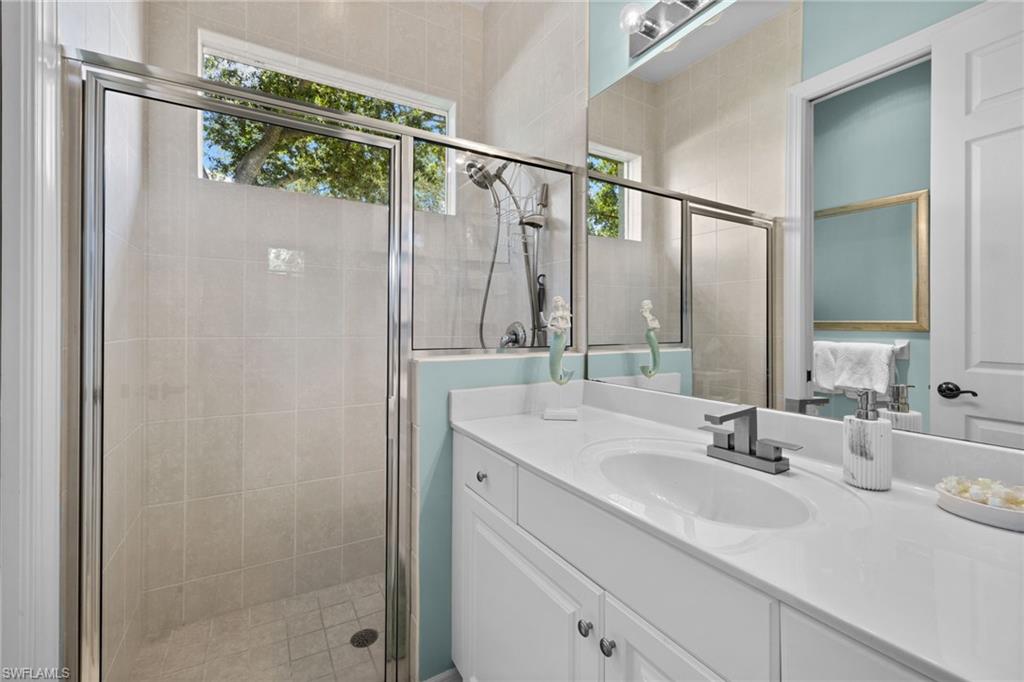 4208 Hampton Lane Naples, FL 34119 - Photo 22 of 48