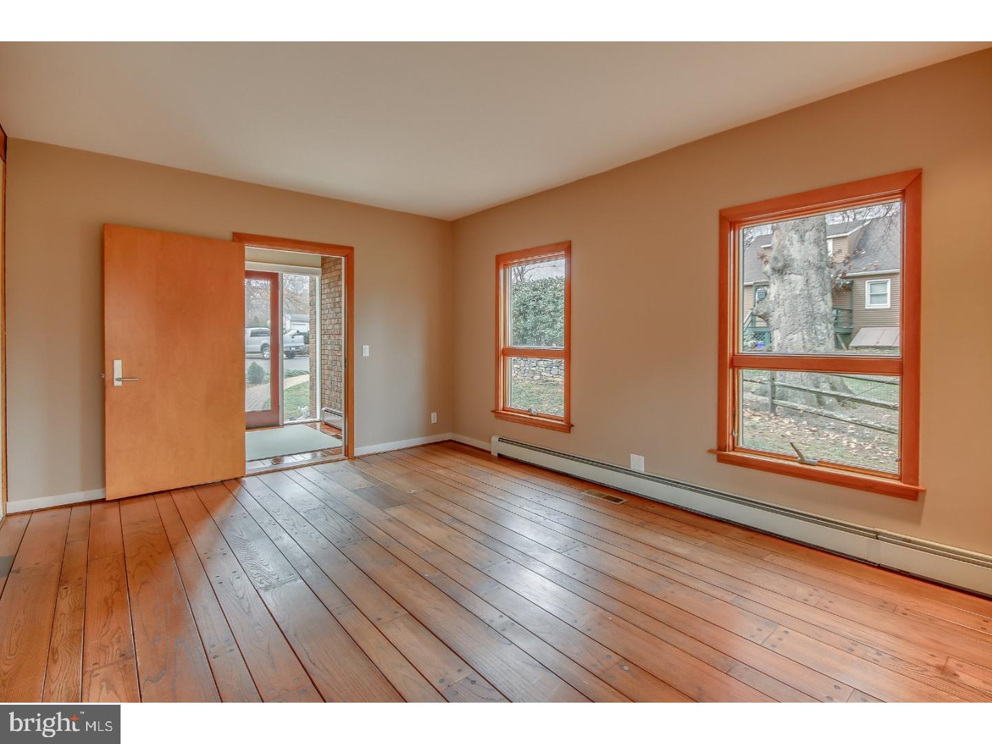 107 Old Oak Tree Road Lansdale, PA 19446 - Photo 13 of 25 Gallery Image 13