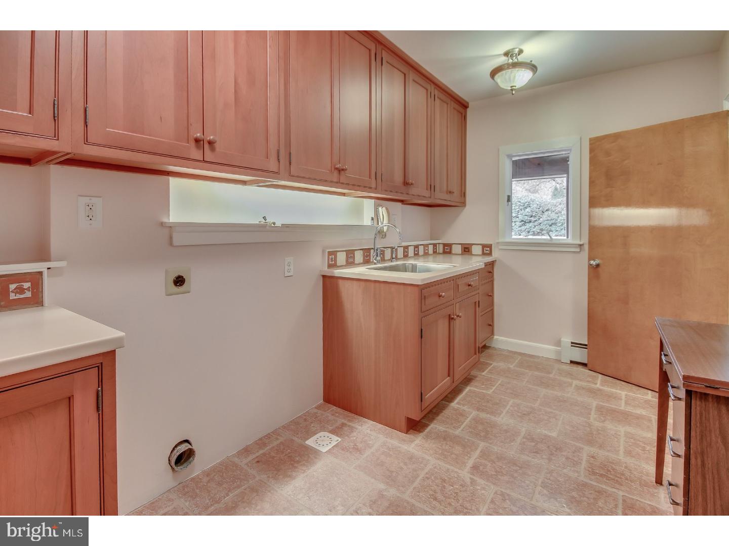 107 Old Oak Tree Road Lansdale, PA 19446 - Photo 22 of 25 Gallery Image 22