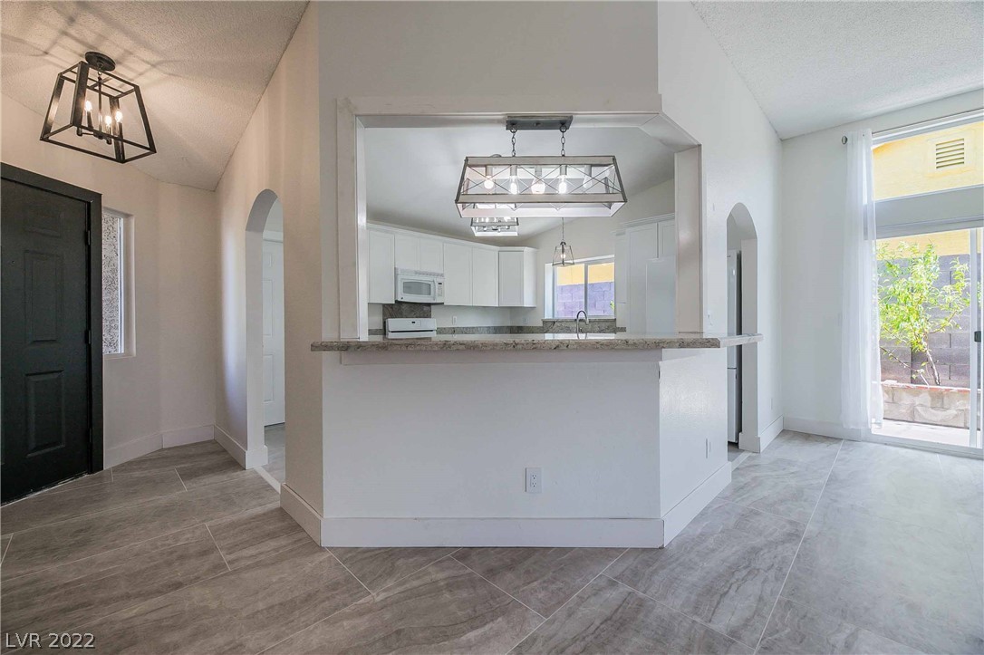 626 West Victory Road Henderson, NV 89015 - Photo 11 of 36