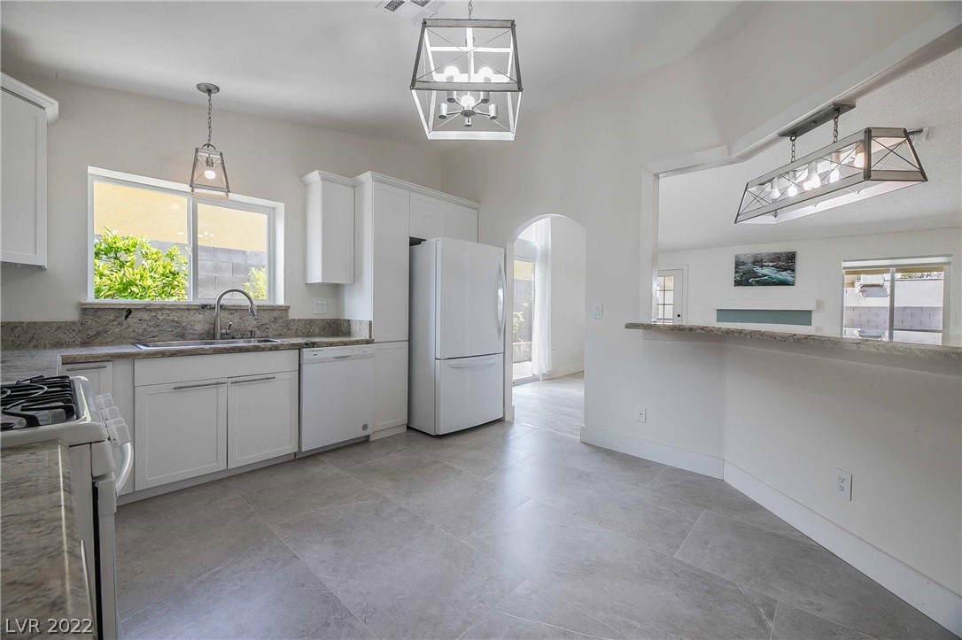 626 West Victory Road Henderson, NV 89015 - Photo 13 of 36