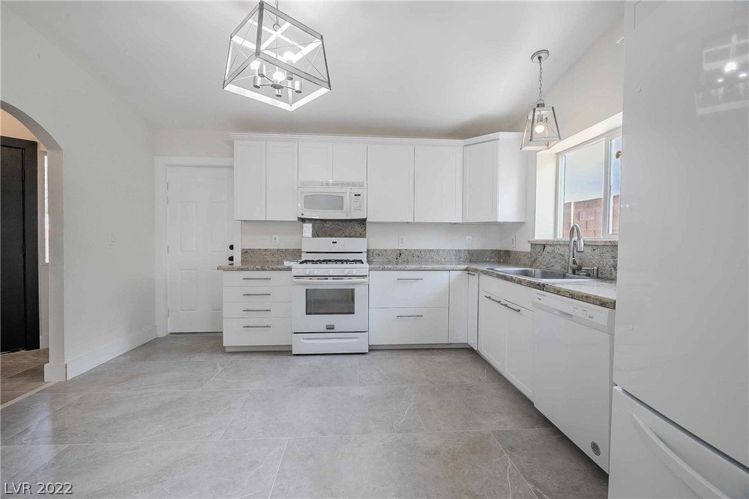 626 West Victory Road Henderson, NV 89015 - Photo 14 of 36