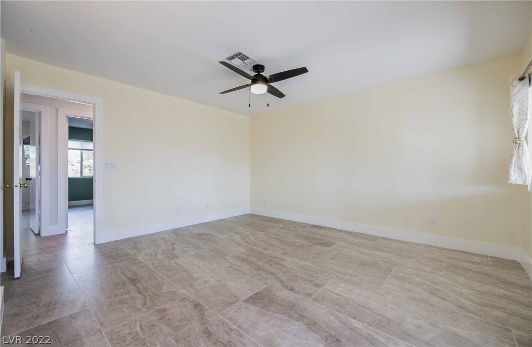 626 West Victory Road Henderson, NV 89015 - Photo 17 of 36