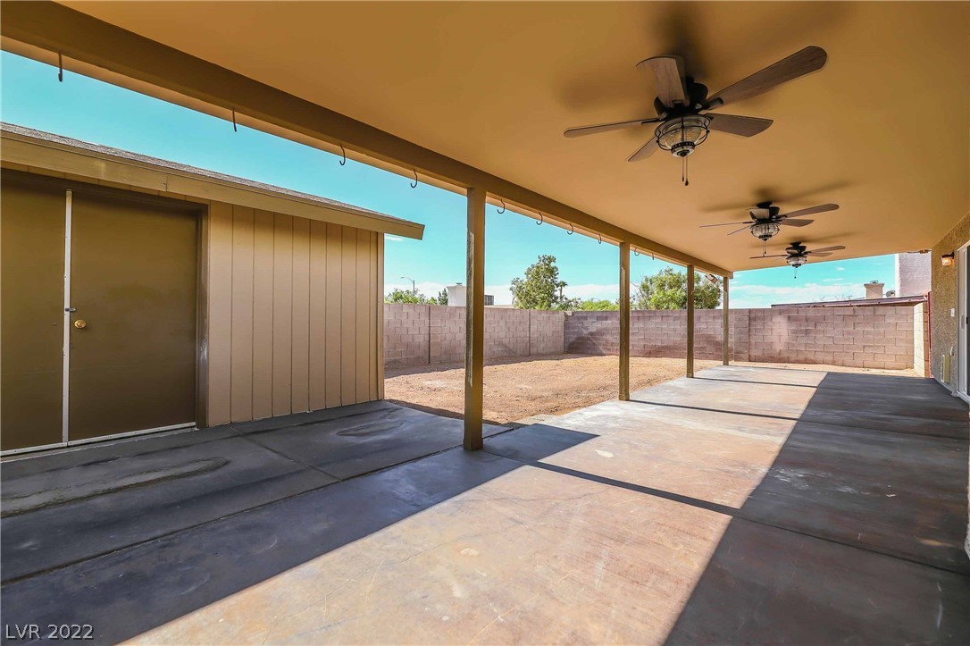626 West Victory Road Henderson, NV 89015 - Photo 32 of 36