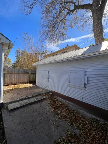 $62,500 | 419 North Sycamore Street, Eureka, KS 67045