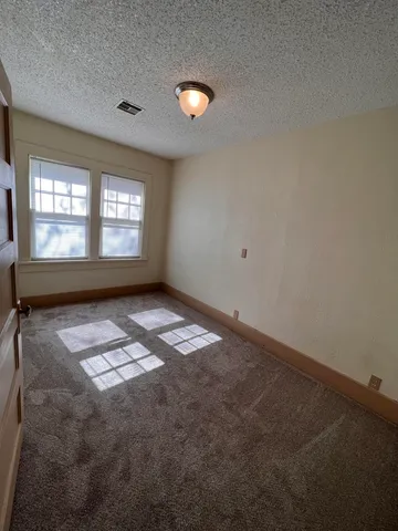 $62,500 | 419 North Sycamore Street, Eureka, KS 67045