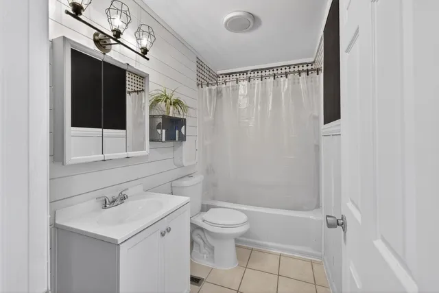 $199,900 | 4237 22nd Avenue Northwest, Rochester, MN 55901