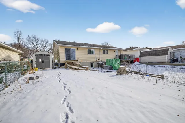 $199,900 | 4237 22nd Avenue Northwest, Rochester, MN 55901