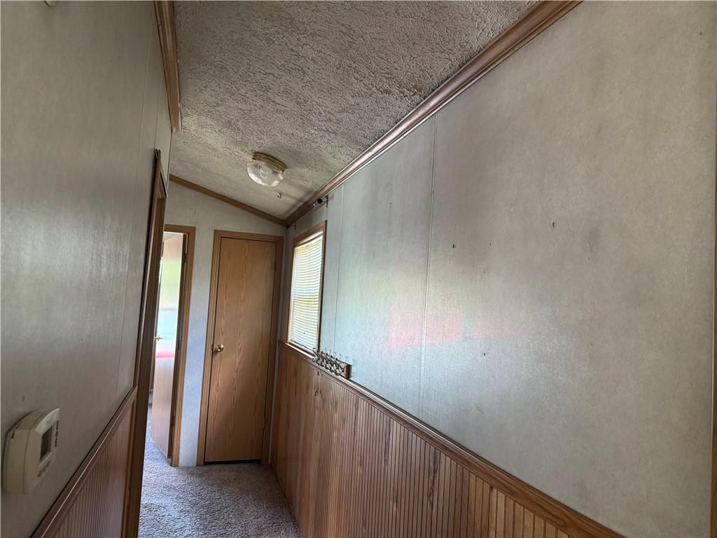 40 Mobile Road Washington, PA 15301 - Photo 14 of 23 Hallway