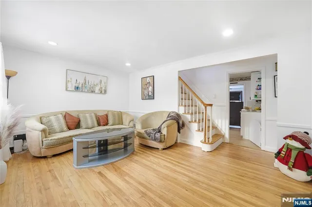 $589,000 | 38 Sherwood Street, Clifton, NJ 07013