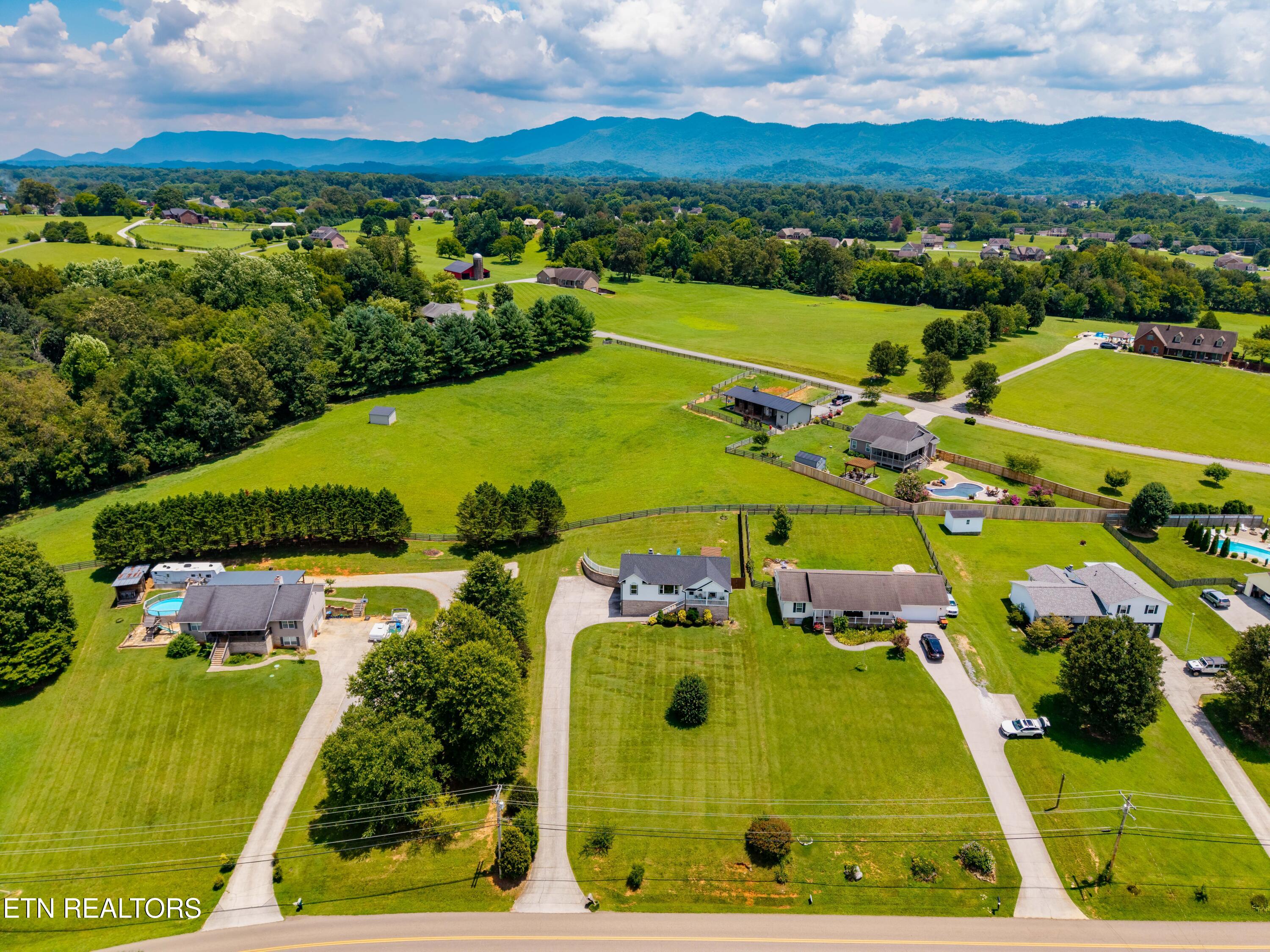 217 River Ford Road Maryville, TN 37804 - Photo 29 of 38 217RiverFordRd-56
