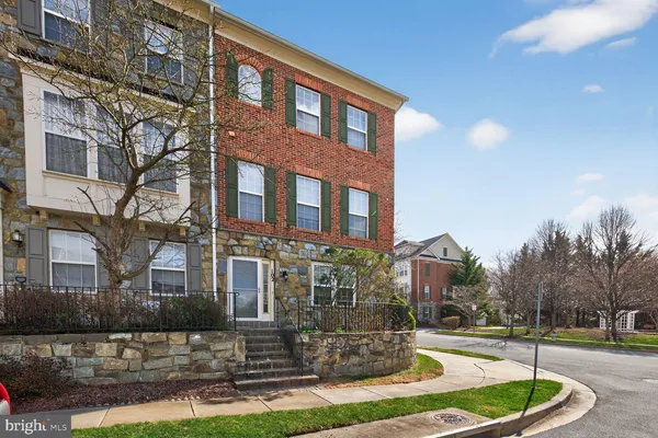 $3,400 | 102 Pasture Side Place, Rockville, MD 20850