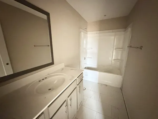 $284,900 | 2 Echo Ridge, Oak Grove, KY 42262