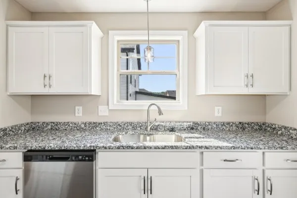 $289,900 | 2 Echo Ridge, Oak Grove, KY 42262