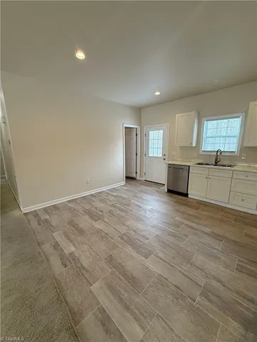 $1,600 | 2251 Flag Street, Winston-Salem, NC 27101