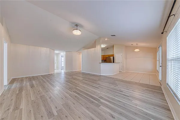 $2,400 | 1176 Lake Pl Court, Lakeland, FL 33805