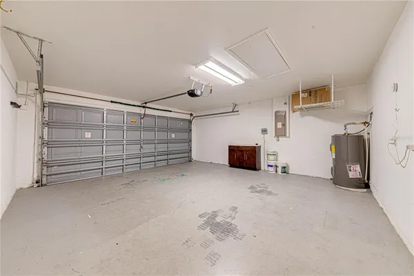 $2,400 | 1176 Lake Pl Court, Lakeland, FL 33805