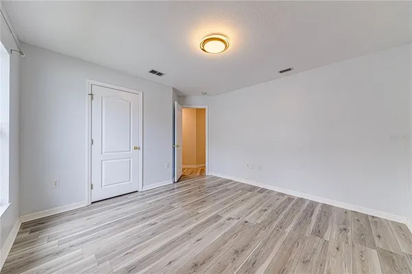 $2,400 | 1176 Lake Pl Court, Lakeland, FL 33805