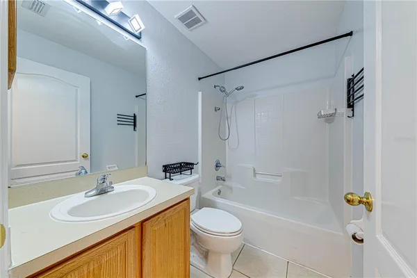 $2,400 | 1176 Lake Pl Court, Lakeland, FL 33805