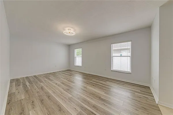 $2,400 | 1176 Lake Pl Court, Lakeland, FL 33805